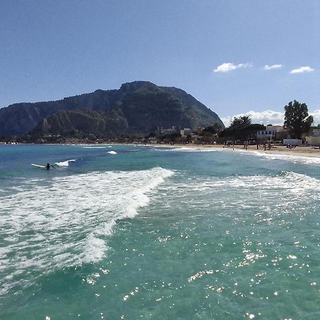 La Casetta Di Rosario Mondello Palermo Eksteriør billede